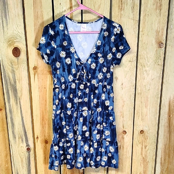 No Boundaries Dress Size M(7-9) Tiered Daisies Slip Over - Picture 1 of 7